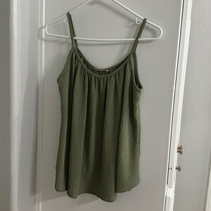 Ces Femme flowy top in olive green size small